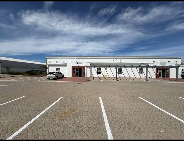 1,062M² WAREHOUSE TO LET IN AAN DE WIJNLANDEN